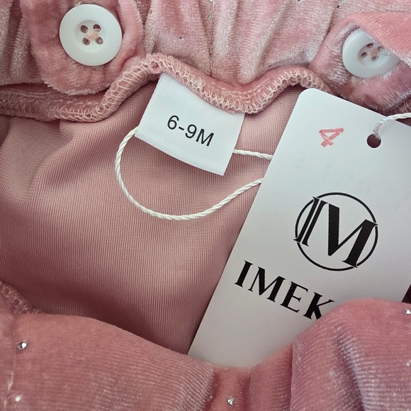 IMEKIS - Pink Velvet Pom Pom Baby Romper Dress - Picture 4 of 5